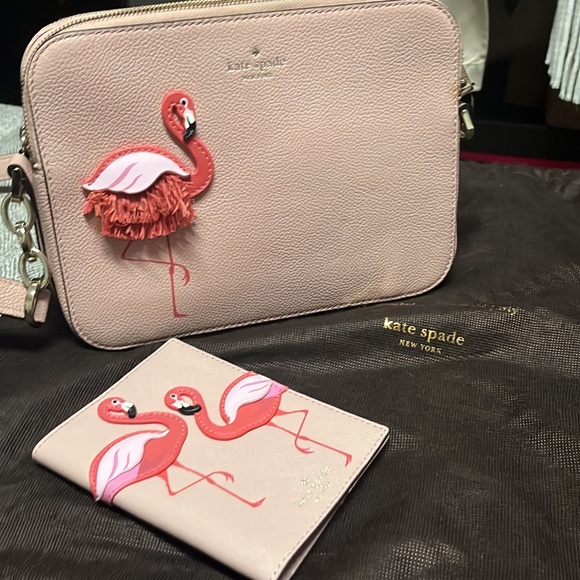 Kate Spade - Picture 1 of 4